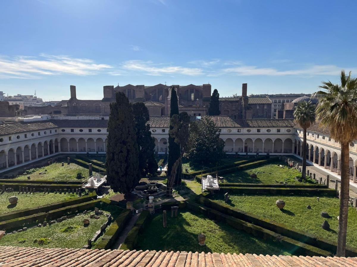 Camera X2 Con Splendida Vista Sulle Terme Di Diocleziano E Sul Chiostro Di Michelangelo 罗马 外观 照片